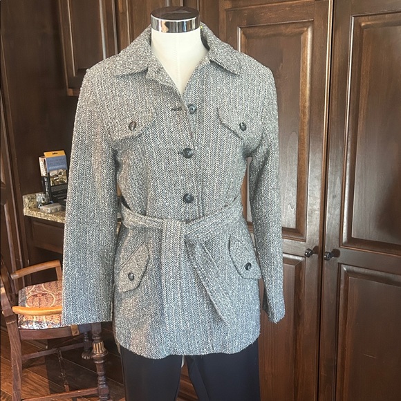 Jordan & Cole Jackets & Blazers - Vintage Jordan & Cole Women's Gray Tweed Wool Blend Belted Blazer Sz S